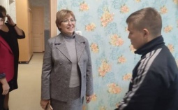 20 апреля Татьяна Загородняя посетила среднюю общеобразовательную школу села Белогорное Вольского района Саратовской области  